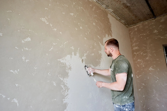 Как разводить шпаклевку для стен: правильно замешивать вручную, пропорции